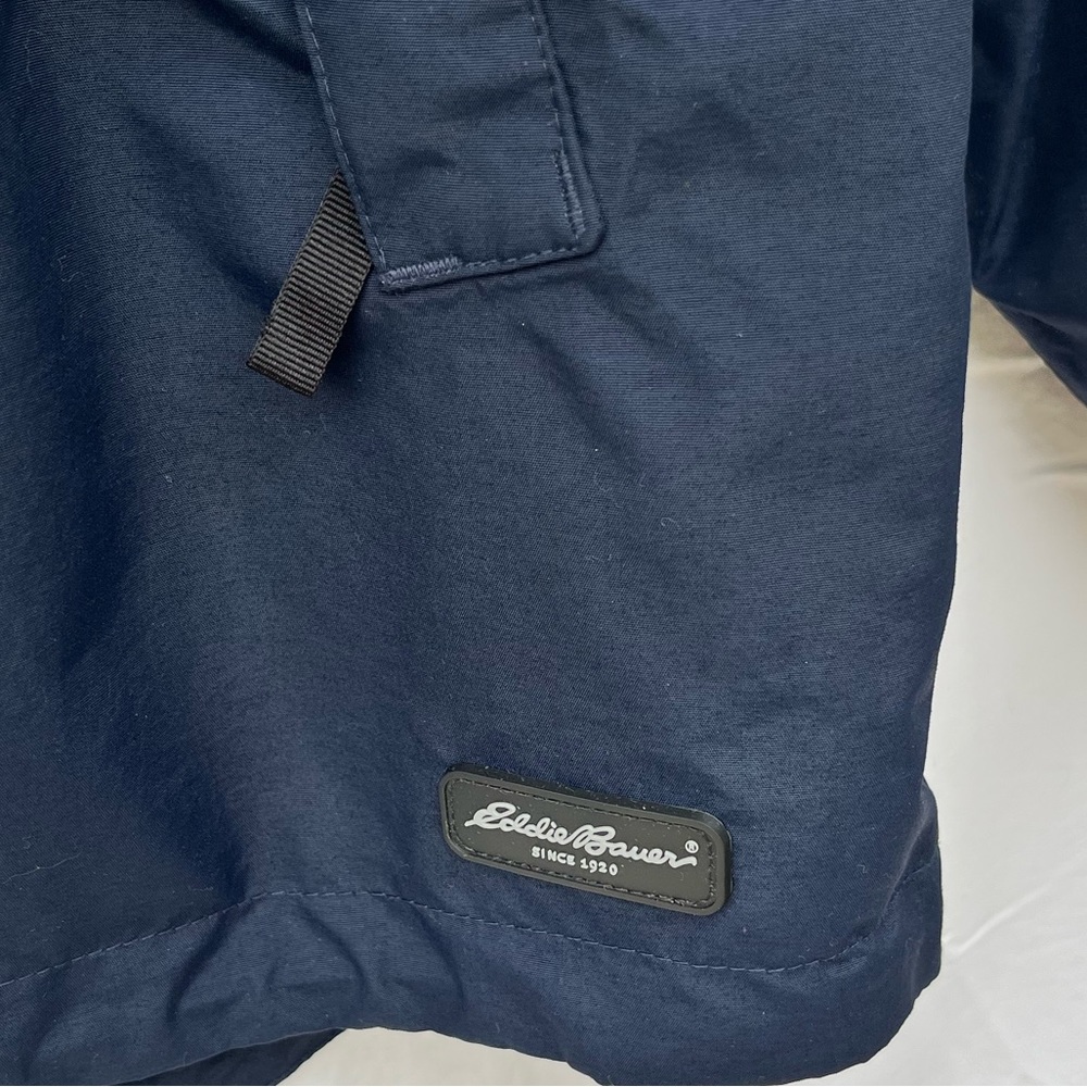 Eddie Bauer windbreaker - Picture 3 of 4